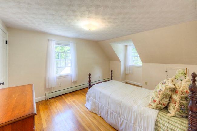 16 Saxon Rd, House other with 3 bedrooms, 2 bathrooms and 3 parking in Worcester MA | Image 34