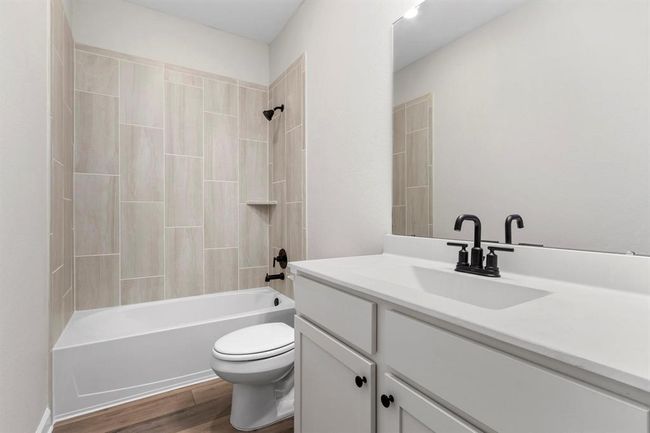 926 Whispering Winds Dr, House other with 4 bedrooms, 2 bathrooms and 2 parking in Beasley TX | Image 7