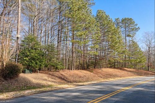 9983 Mill Pond Run, Toano, VA, 23168-9638 | Card Image