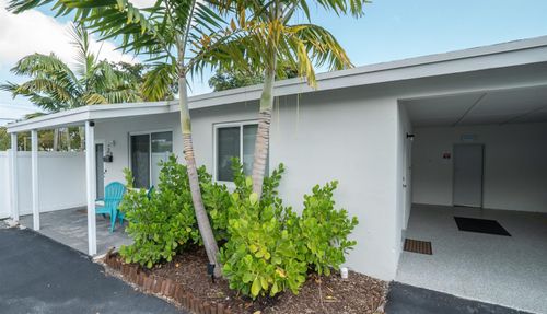 unit-2-1909 Ne 2nd Street, Pompano Beach, FL, 33060 | Card Image