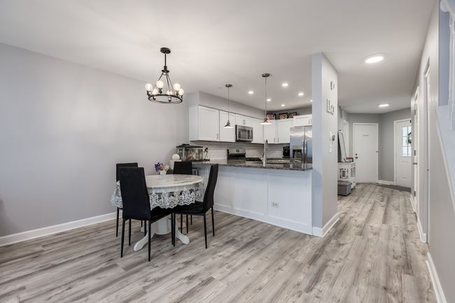 1357 Coldspring Rd, Townhouse with 2 bedrooms, 2 bathrooms and 1 parking in Carol Stream IL | Image 12