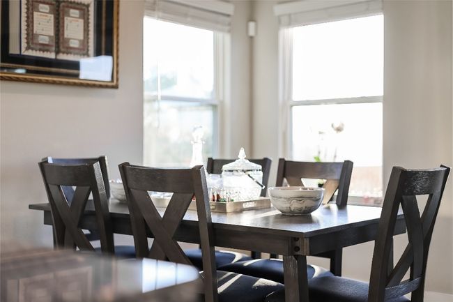 View of dining area | Image 14
