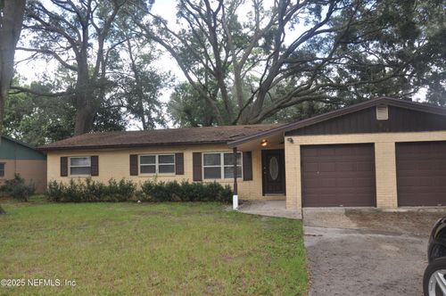 8219 Newport Rd, Jacksonville, FL, 32244-1219 | Card Image