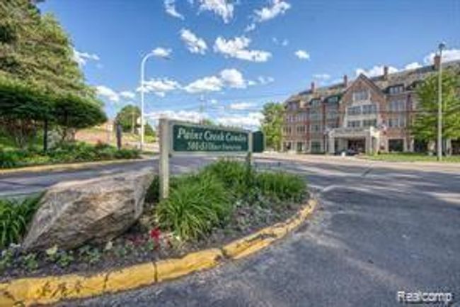 APT-1108 - 527 E University Dr, Condo with 2 bedrooms, 2 bathrooms and null parking in Rochester MI | Image 14