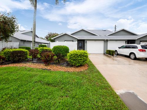 6776 Se Yorktown Dr, Hobe Sound, FL, 33455-7311 | Card Image
