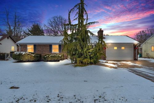 2650 Alger Rd, Port Huron, MI, 48060-7730 | Card Image