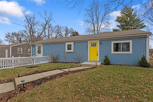 4811 Nw Northmoor St, Northmoor, MO, 64151-3005 | Card Image