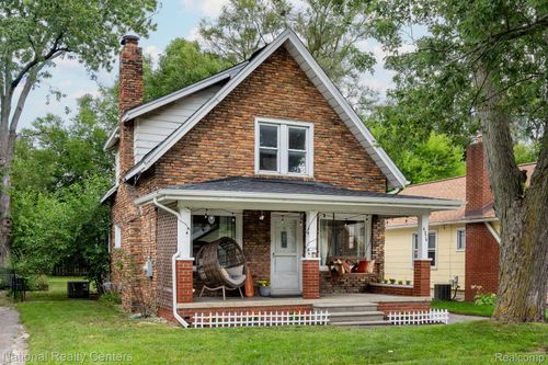4274 Linda Ct, Waterford Twp, MI, 48329-4119 | Card Image