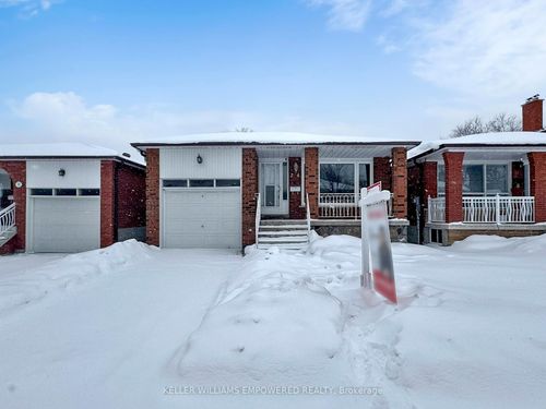 24 Beamsville Dr, Scarborough, ON, M1T3S2 | Card Image