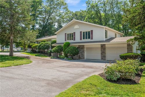 1 Rocky Crest Rd, Cumberland, RI, 02864-3909 | Card Image