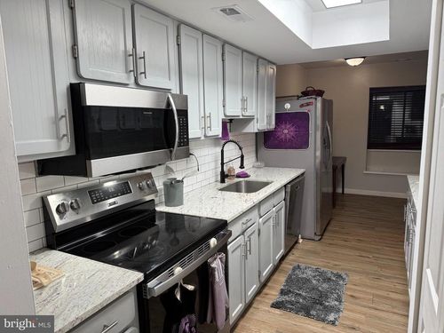 93 Dorset Dr, MARLTON, NJ, 08053-2826 | Card Image