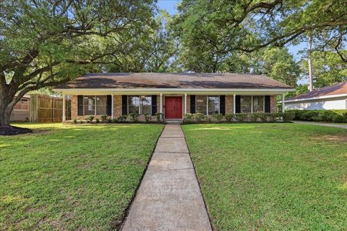 5892 N Circuit, Beaumont, TX, 77706 | Card Image