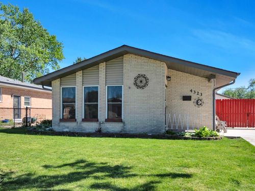 4323 Henry St, Oak Forest, IL, 60452-4324 | Card Image