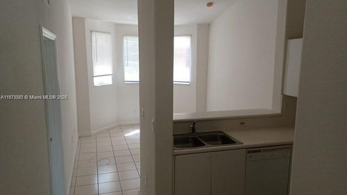 unit-203-1666 Se 27th Ct, HOMESTEAD, FL, 33035-2505 | Card Image