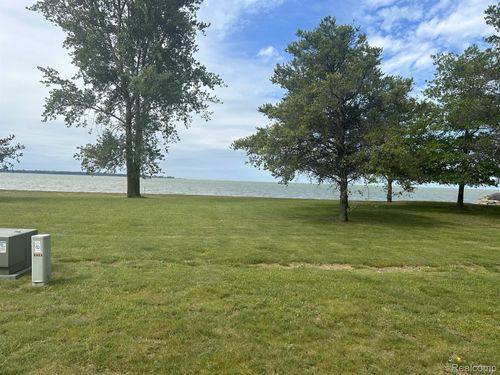 9859 Sunset Blvd, Pigeon, MI, 48755-9688 | Card Image