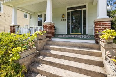 Property entrance with covered porch | Image 2