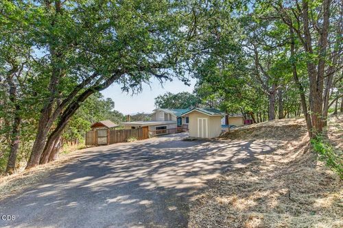 5015 Dark Hollow Road, Medford, OR, 97501 | Card Image