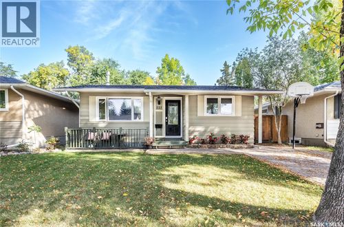227 Mcmaster Cres, Saskatoon, SK, S7H4E4 | Card Image