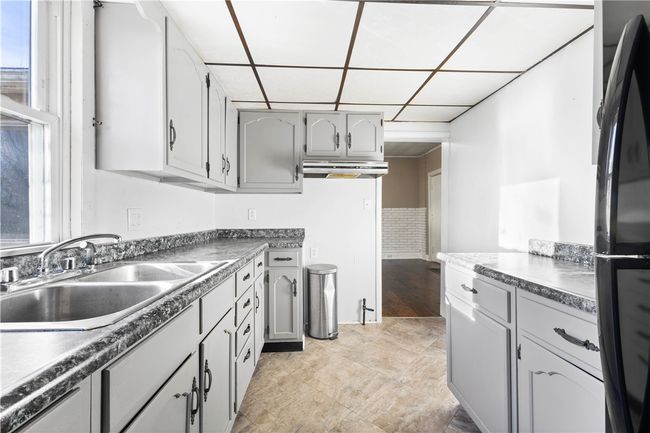7 Plum St, House other with 3 bedrooms, 2 bathrooms and null parking in Masontown PA | Image 20
