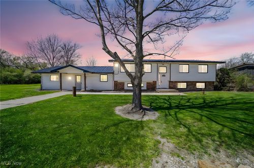 6084 Clay St, Thompson, OH, 44086 | Card Image