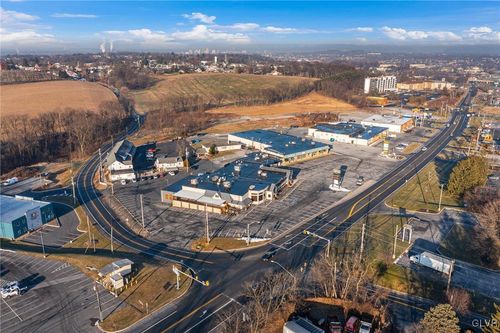 911 Eisenhower Blvd, HARRISBURG, PA, 17111-2355 | Card Image
