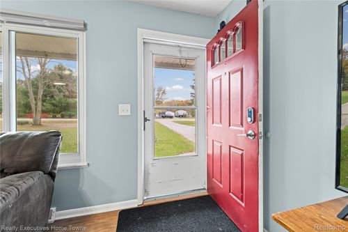 12429 Mount Morris Rd, Columbiaville, MI, 48421-8808 | Card Image