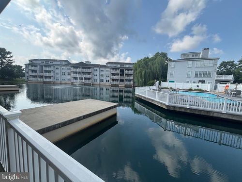 601 Waters Edge Dr, NEWARK, DE, 19702-6331 | Card Image