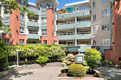 411-128 W 8th St, North Vancouver, BC, V7M3M1 | Card Image