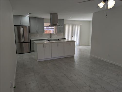 1311 21st St, Huntsville, TX, 77340-5121 | Card Image