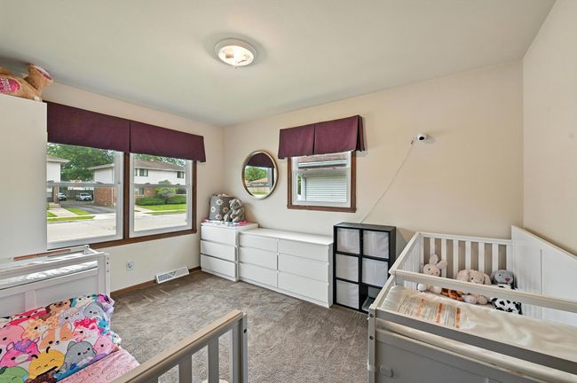 Room 2 | Image 11