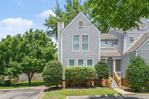 109 Summerlake Pl, Hendersonville, TN, 37075-3690 | Card Image
