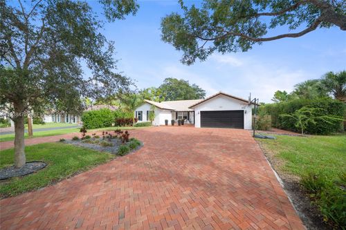 1701 Nw 84th Dr, Coral Springs, FL, 33071-6262 | Card Image