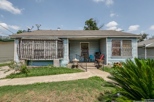 326 Balboa Ave, San Antonio, TX, 78237-3820 | Card Image