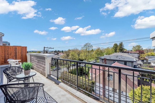 PH13 - 1503 W 65 Th Avenue, Condo with 2 bedrooms, 2 bathrooms and 1 parking in Vancouver BC | Image 22