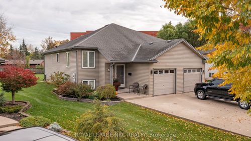 56 Nathalie Crt, Welland, ON, L3B6H7 | Card Image