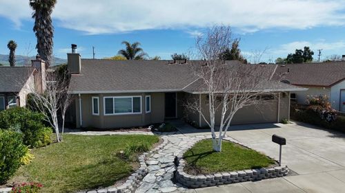 691 Clearview Dr, Hollister, CA, 95023-4250 | Card Image