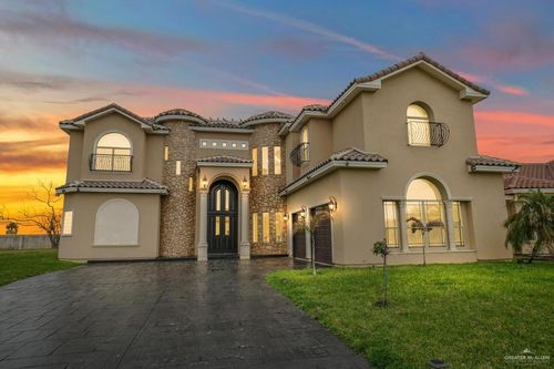 2806 Woods Dr S, Edinburg, TX, 78542-4531 | Card Image