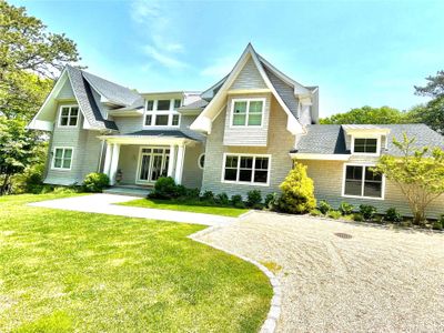 3 Park Avenue, House other with 5 bedrooms, 6 bathrooms and null parking in Southampton NY | Image 1