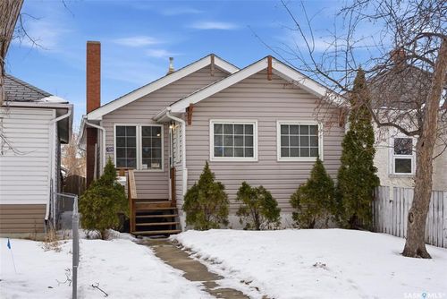 1320 Athol St, Regina, SK, S4T3C5 | Card Image