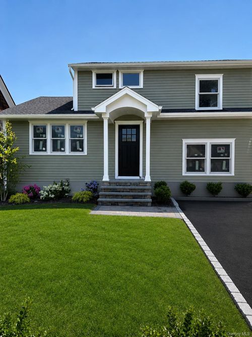 675 Deer Park Ave, Babylon, NY, 11702-1314 | Card Image