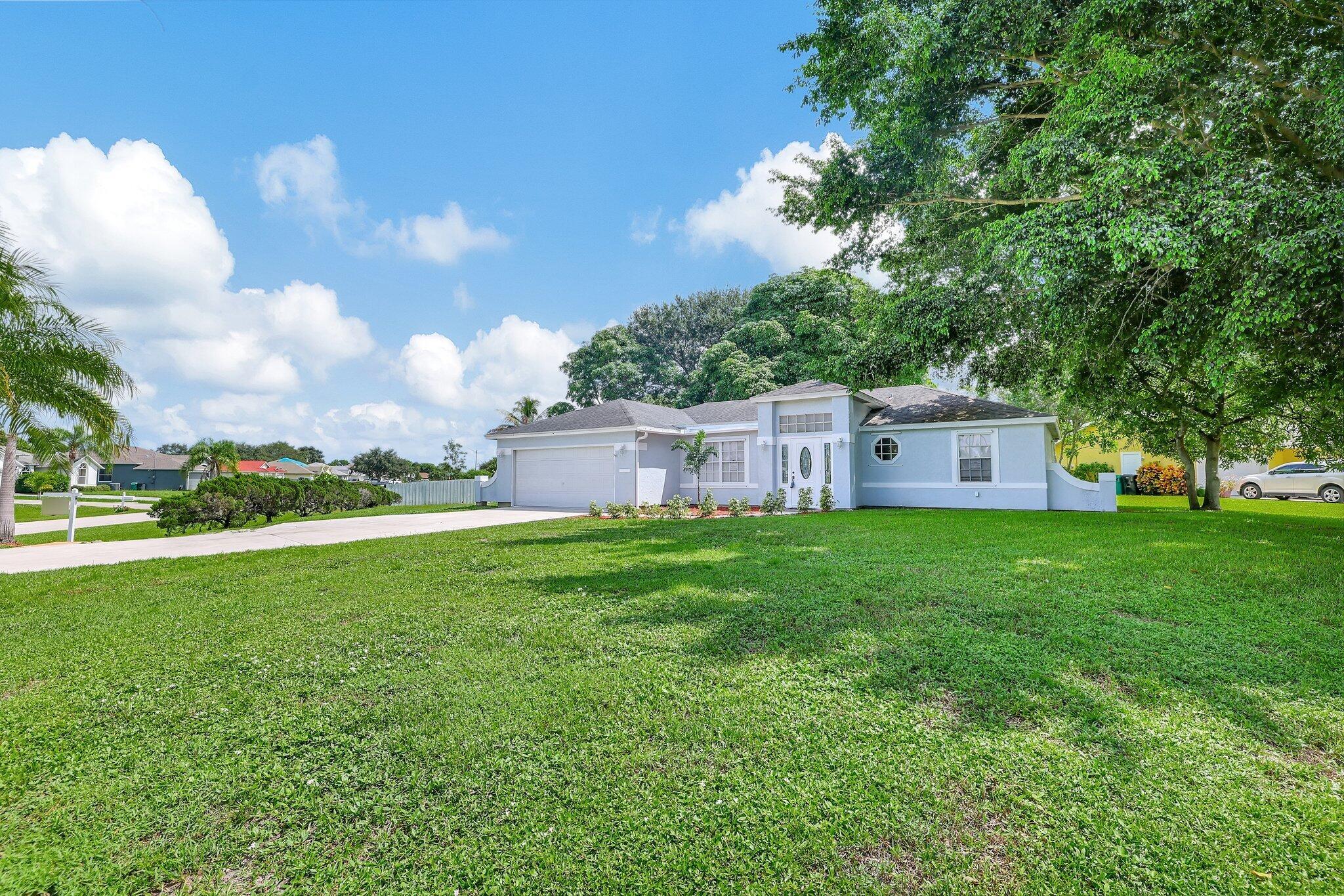 North Macedo Blvd, Port Saint Lucie, FL 34983
