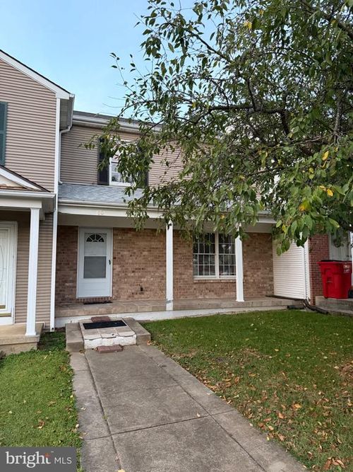 80 Mountaineer Ct, CHARLES TOWN, WV, 25414-4207 | Card Image