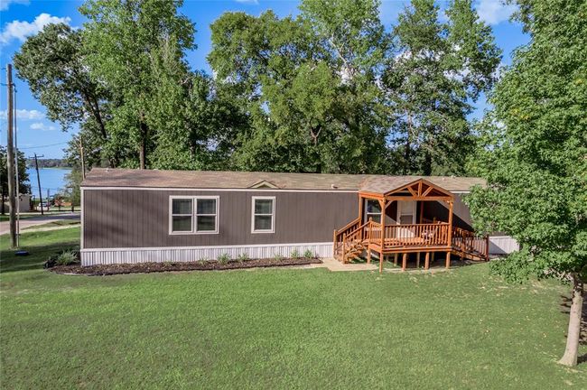 844 Harbor Point Dr, House other with 3 bedrooms, 2 bathrooms and null parking in Trinity TX | Image 6