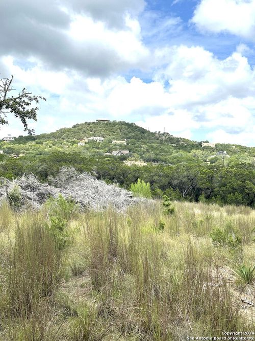 1 Park Road 37, Pipe Creek, TX, 78063 | Card Image
