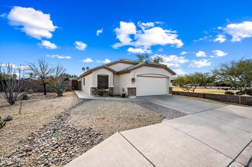 3427 E Marco Polo Rd, Phoenix, AZ, 85050-7926 | Card Image