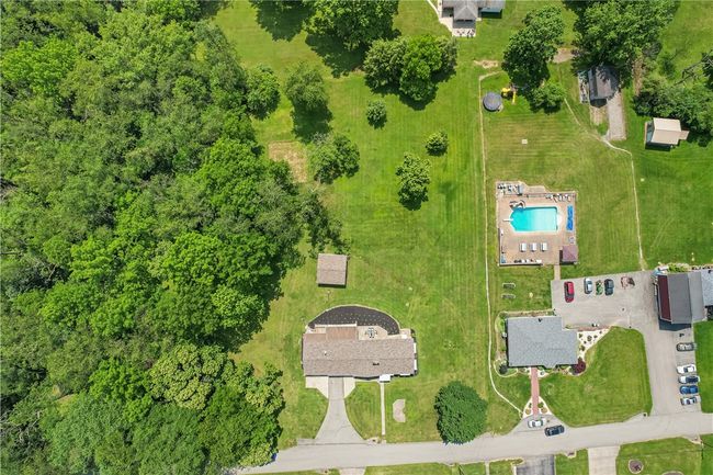 160 Sonnie Dr, House other with 3 bedrooms, 2 bathrooms and 6 parking in Crabtree PA | Image 35