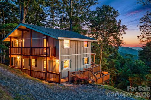 46 Trillium Ln, Mars Hill, NC, 28754-5922 | Card Image