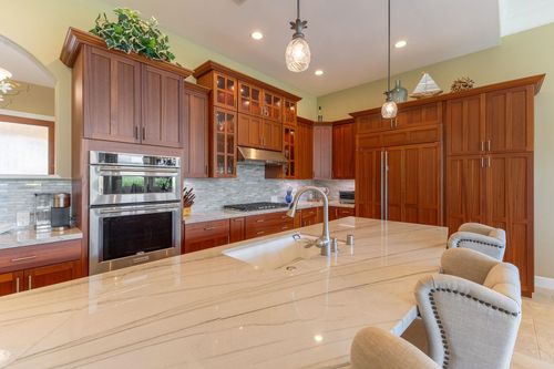 64-2563 Umeke Cir, Kihei, HI, 96753-6923 | Card Image