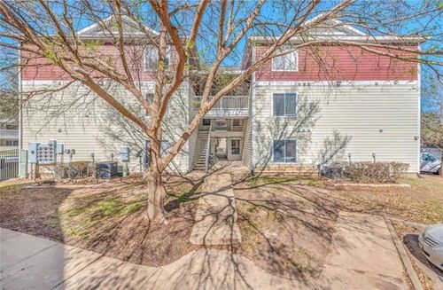 apt-103-521 Southwest Pkwy, College Station, TX, 77840-7133 | Card Image