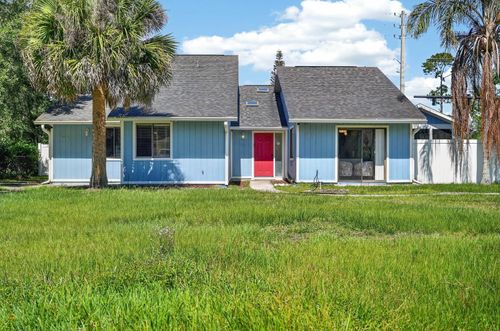 58 Bradmore Ln, Palm Coast, FL, 32137-8760 | Card Image